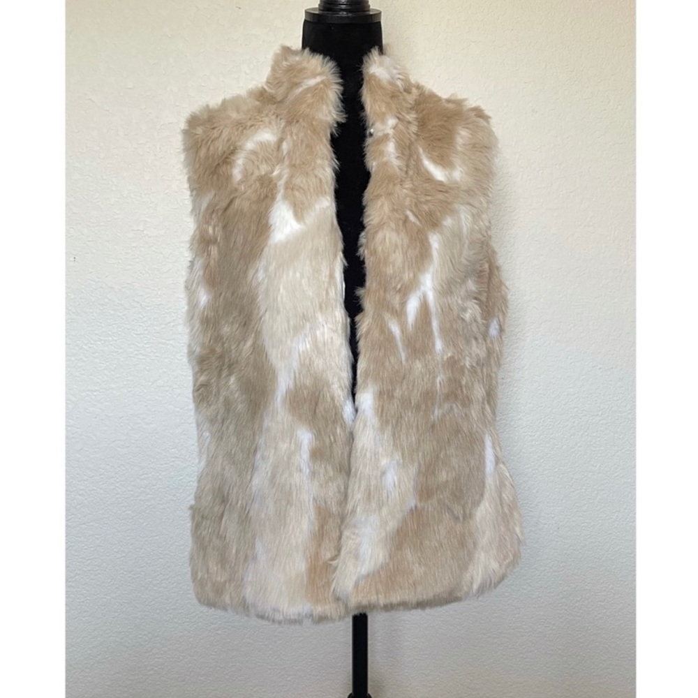 Last chance! Donating soon, closet closing • NEW Faux Fur Vest, Jack BB Dakota